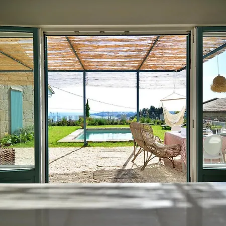 Villa Lujosa Con Vistas Al Mar En *